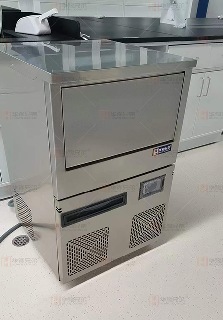 70公斤雪花制冰机-郑州紫光计算机全球研发实验室.jpg